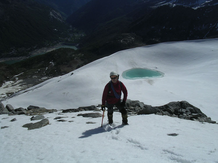 03g Bell'omino con laghetto...