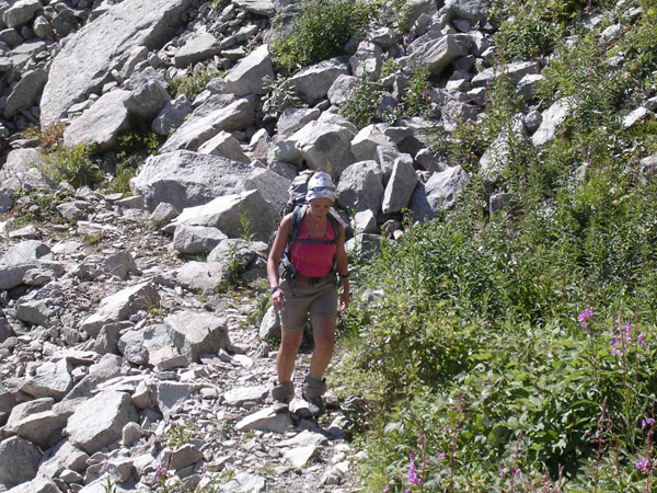 02e Belle donnine montane crescono 2